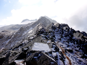 Trek to Indrahar pass