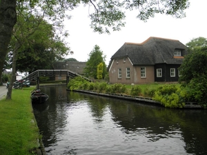 Giethoorn: “Venice of The Netherlands”