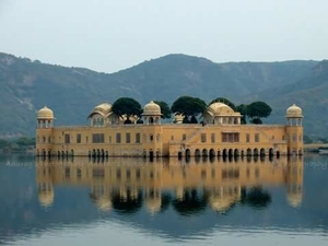 Rajasthan: A Land of Palaces and Forts