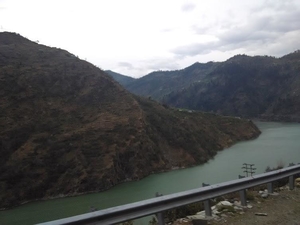 Embraced by the mountains @ Parvati Valley