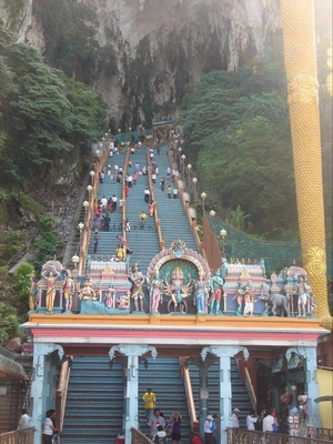 Hiking up the Batu Cave, Kuala Lampur – Malaysia
