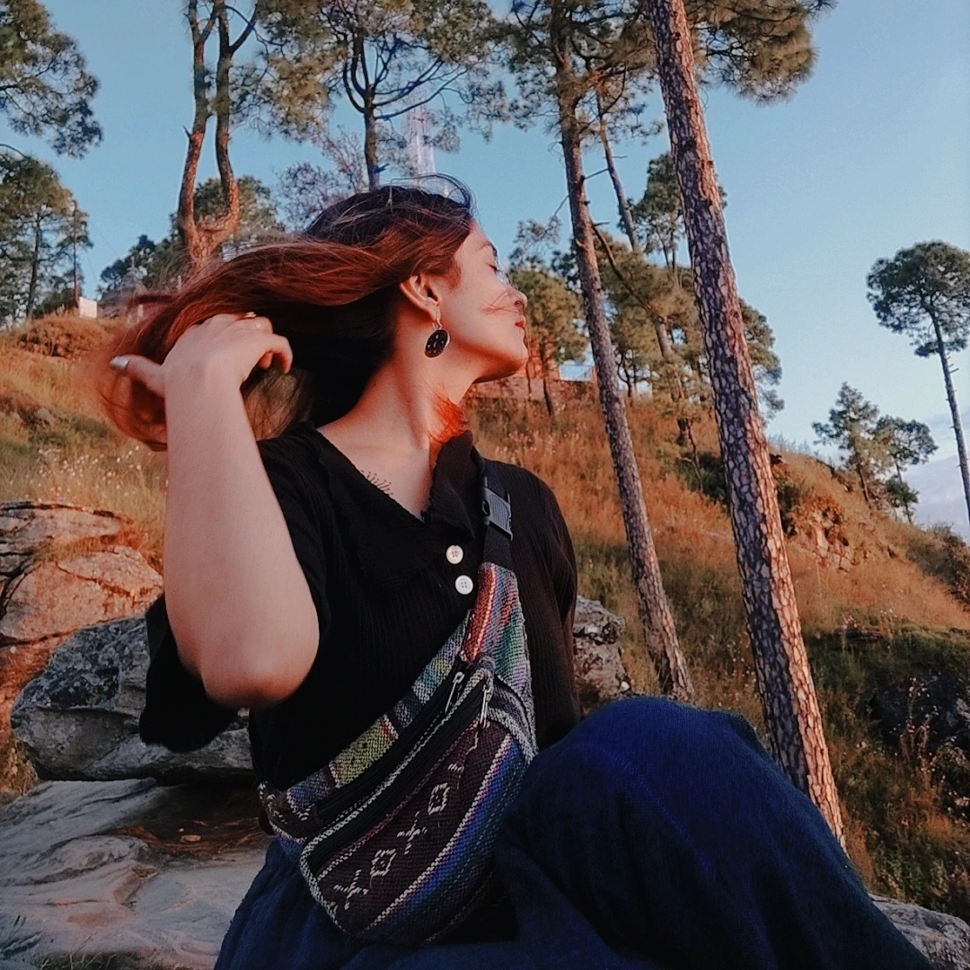 Photo of A hippie Living'