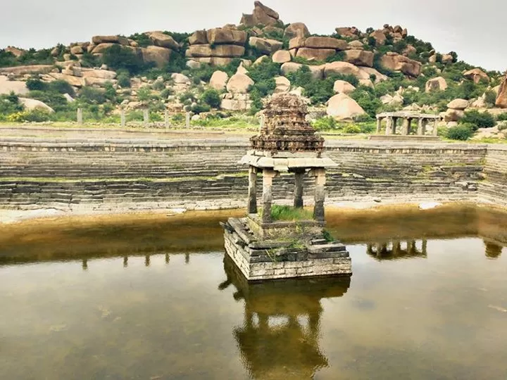 Photo of Hampi : a sculpture 