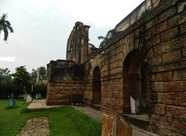 Photo of Lucknow Residency-Th