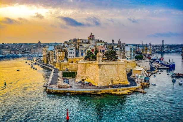 Photo of Malta - Offbeat in E