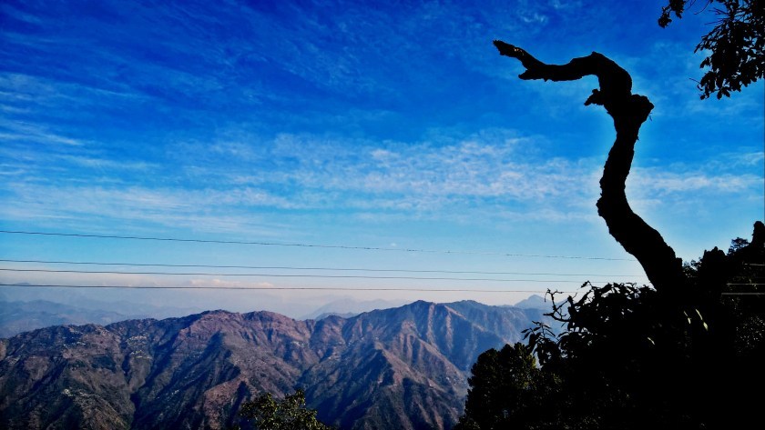 Photo of Lansdowne: Peace among the hills