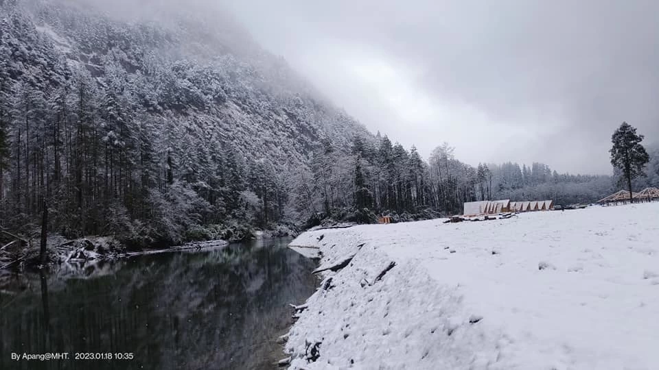 Photo of Swiss Chalets in Ind
