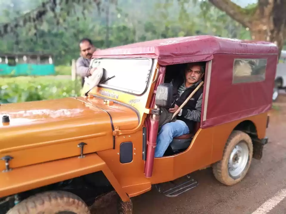 Photo of Cloud Covered Horse'