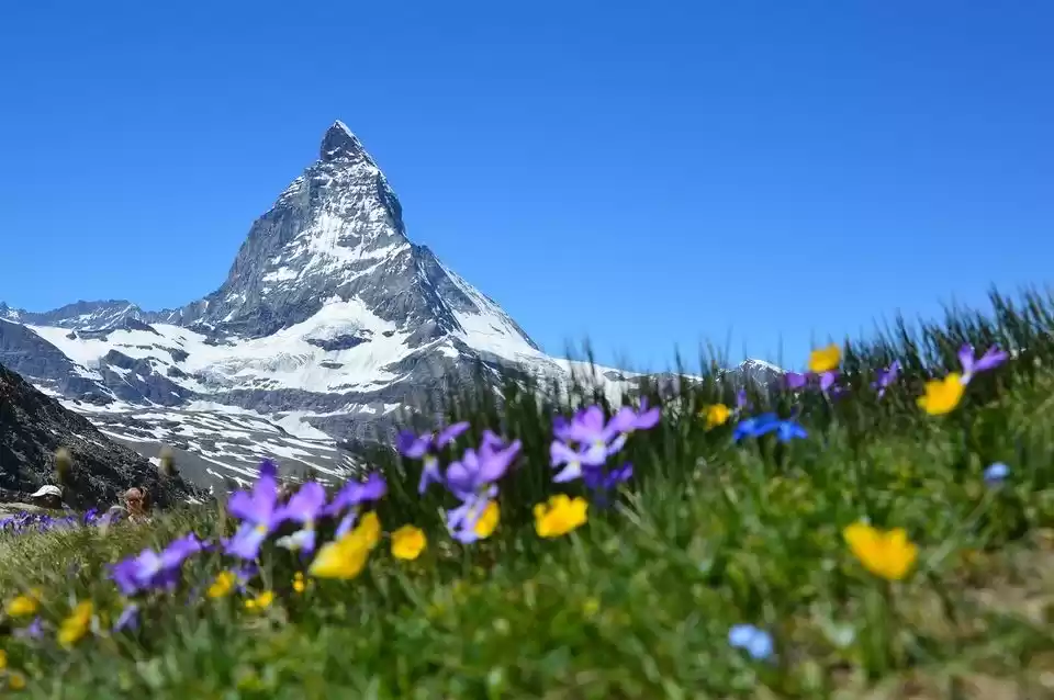 These Treks Through The Magical, But Ridiculously Expensive Switzerland,  Wont Cost You A Penny - Tripoto