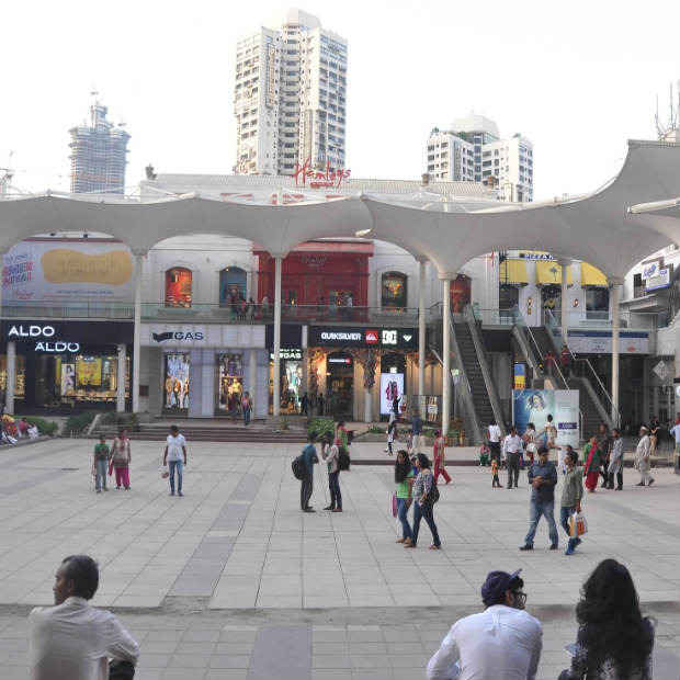 Aldo linking road sales bandra