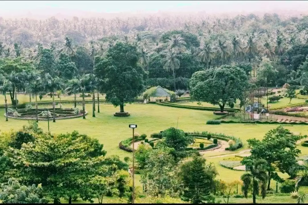 Photo of Off Beaten Path : So