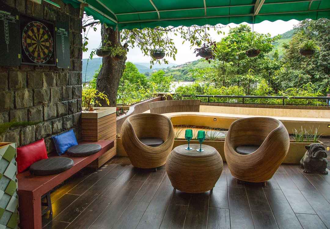 9 Gorgeous Pet Friendly Weekend Stays Around Mumbai Tripoto