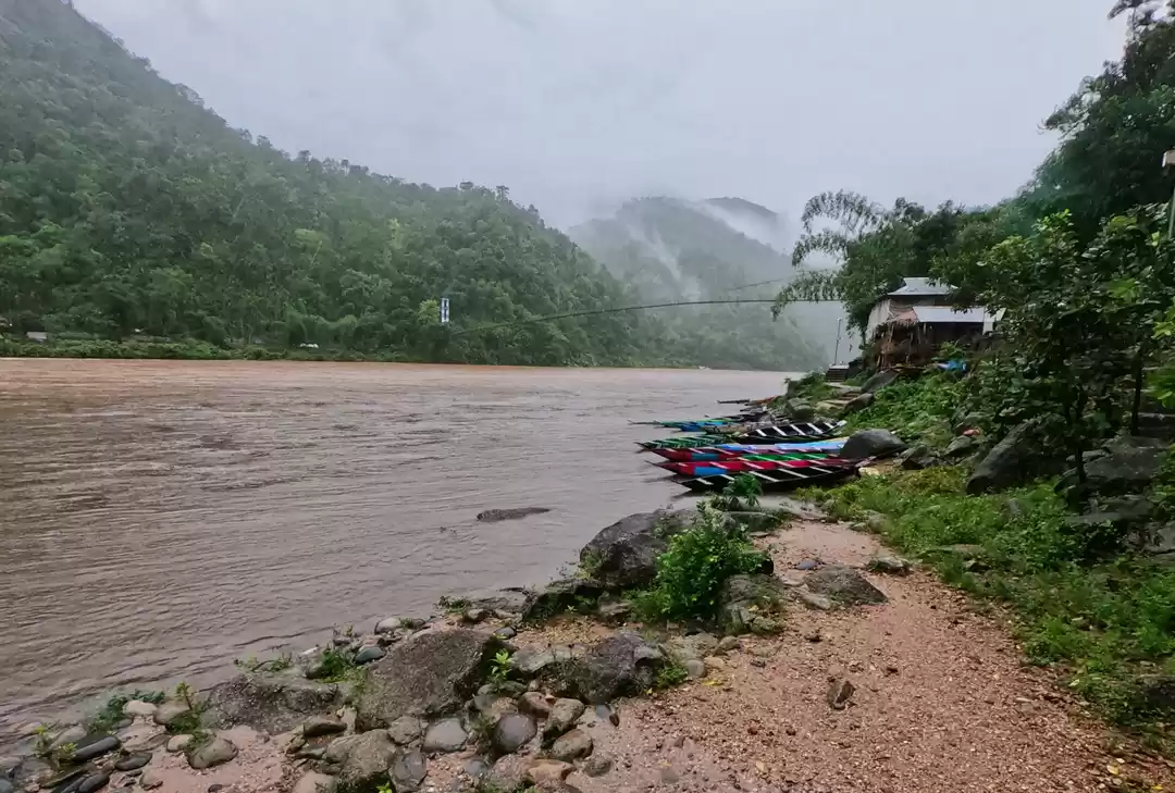 Photo of Flooded shnongpdeng.
