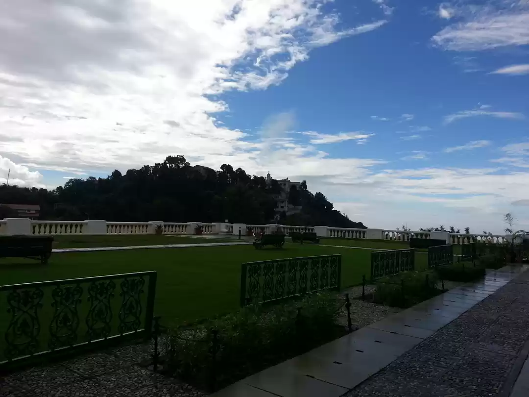 Photo of Queen of the hills :