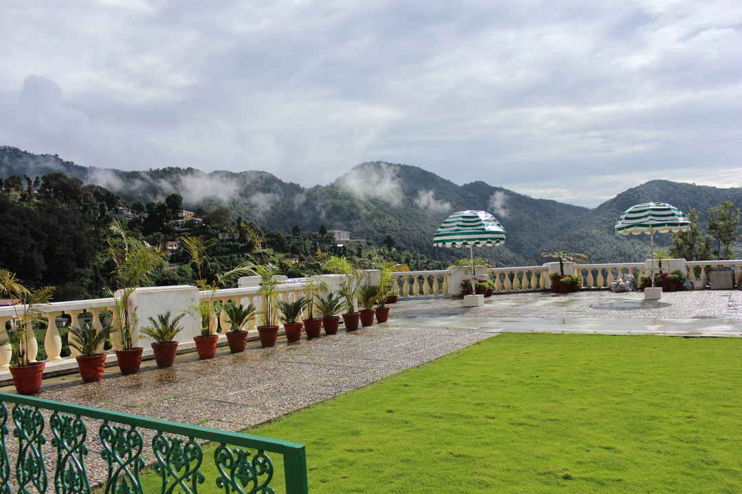 This Winter Experience The Spectacular Snowfall In Mussoorie - The Queen Of  Hills – Jaypee Hotels Blogs - Jaypee Hotels