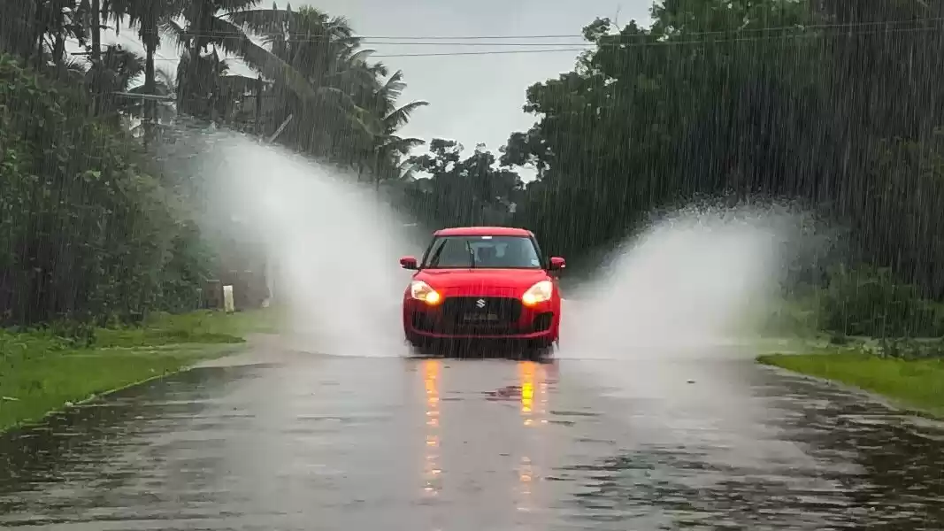 Photo of Raining Thunder! Yet