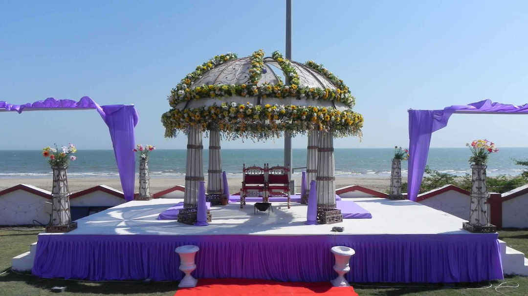 Beach Resorts In India That Are Perfect For That Destination Beach Wedding Tripoto The place is located near dwarkamai mosque.well every single place in shirdi has its own importance and so is the case with the fort is a must visit destination during monsoons cause that time the view is simply amazing although you can visit any time during. destination beach wedding