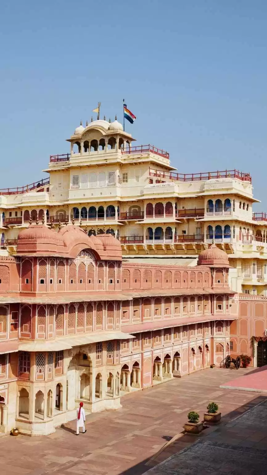 Photo of Live like a Royal: J