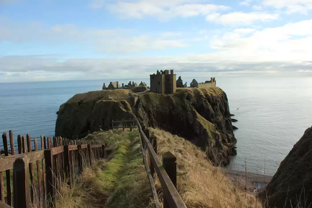 Photo of Dunnottar Castle and