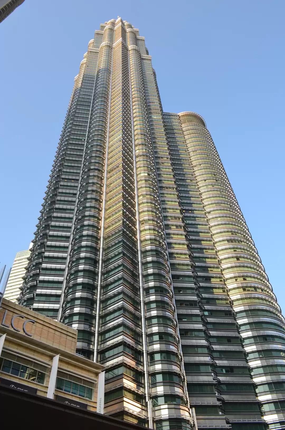 Photo of KLCC Twin Towers - M