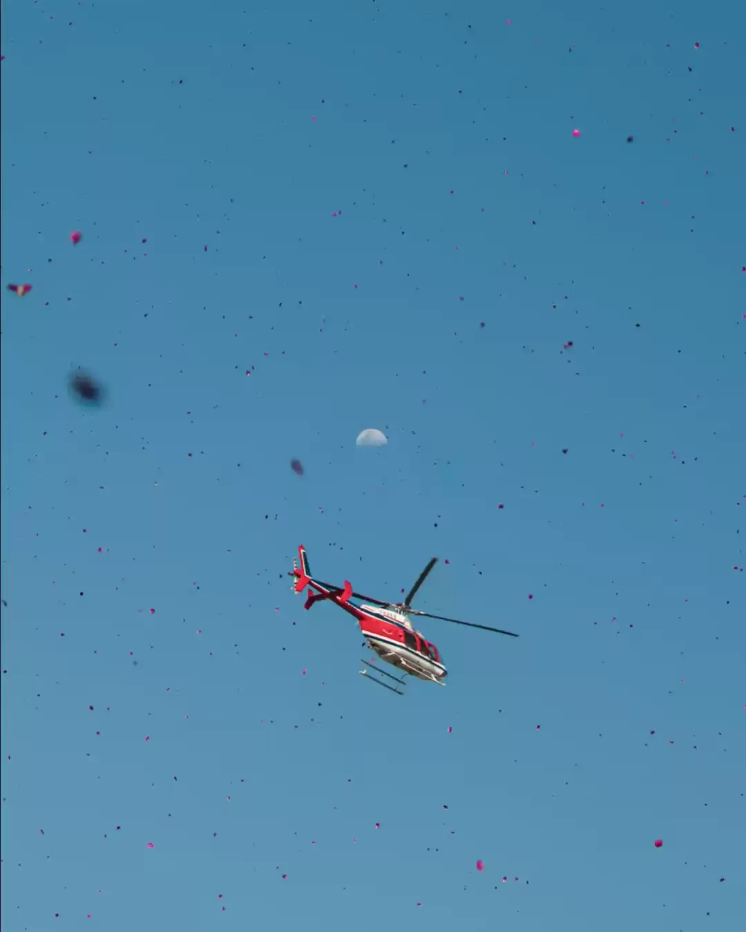 Photo of Helicopter showering