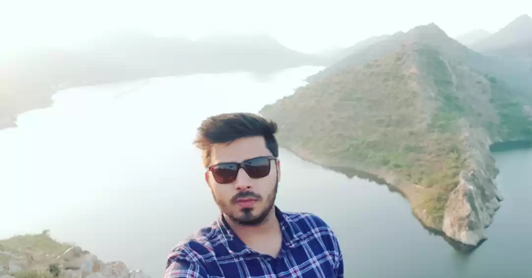 Photo of Karan Malhotra