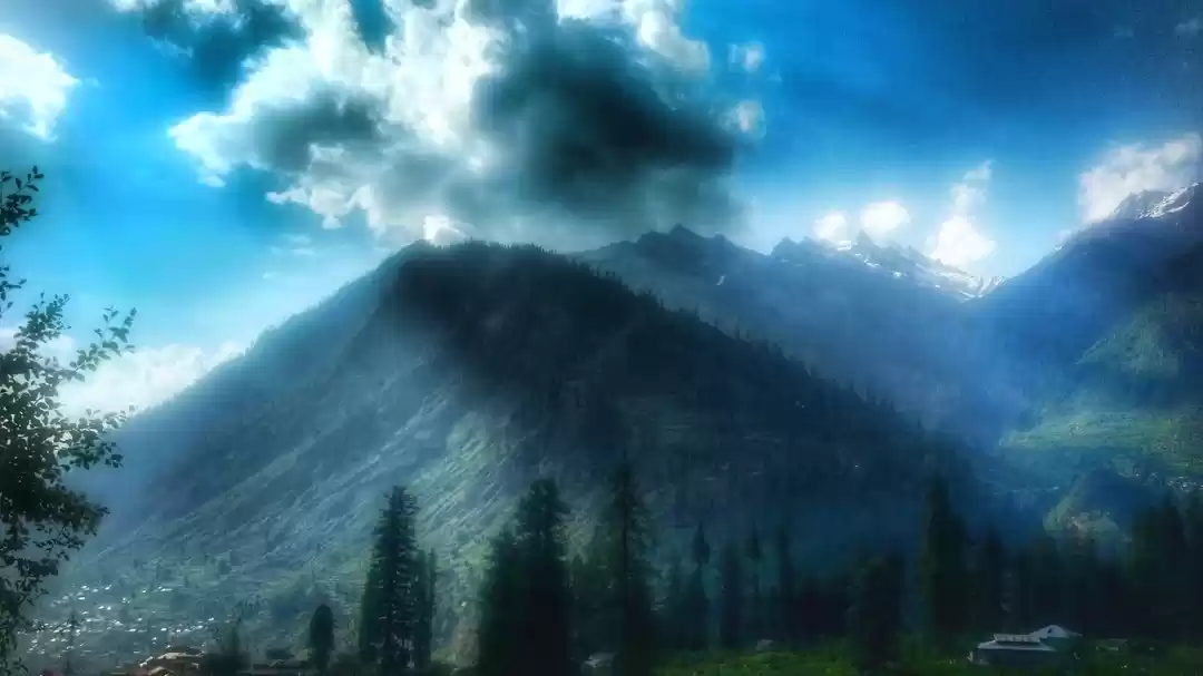 Photo of Girl in Parvati vall