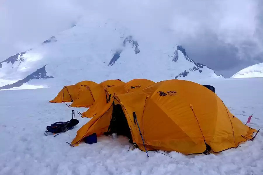 Photo of Mount Kun Nun Climbi