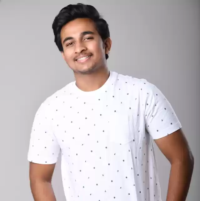 Photo of roshan chavan