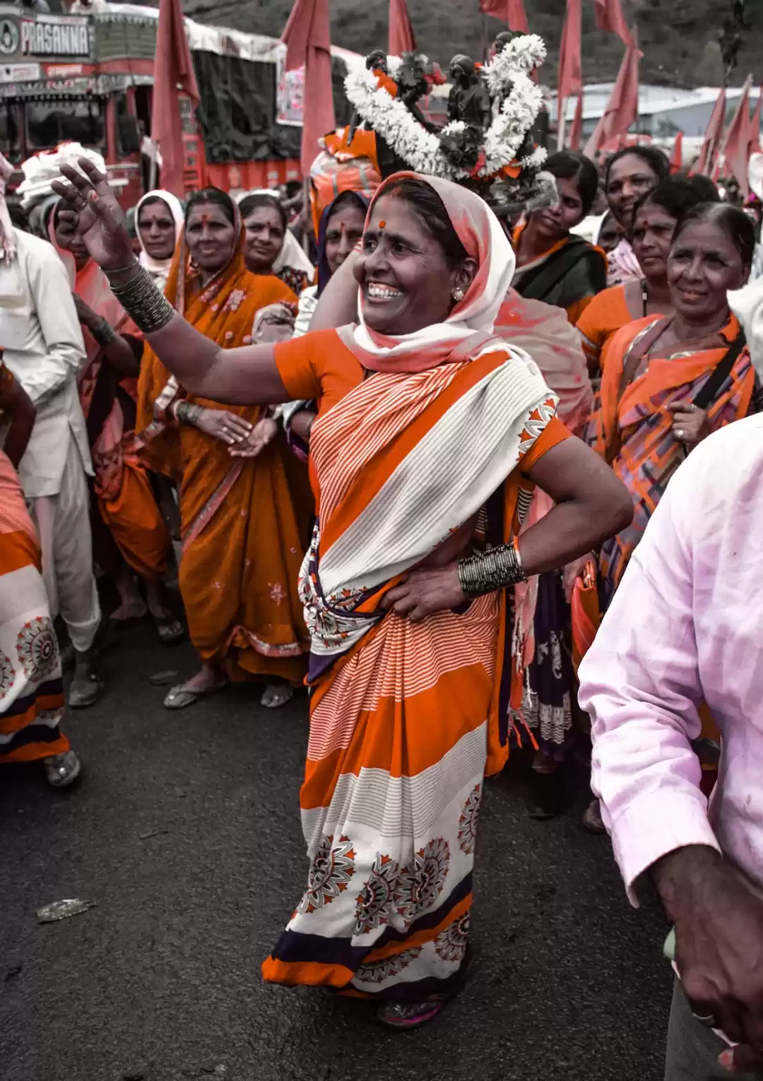 Photo of Walking to Pandharpu