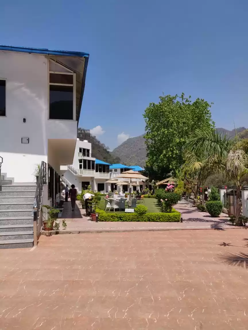 Photo of Mahayana Resort- Ris