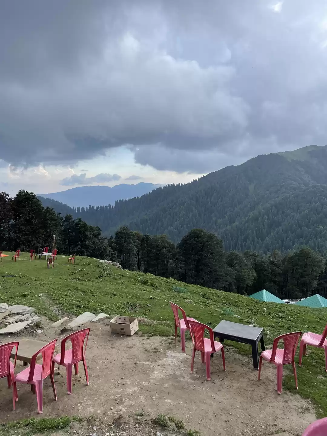 Photo of Parvathy and Tirthan