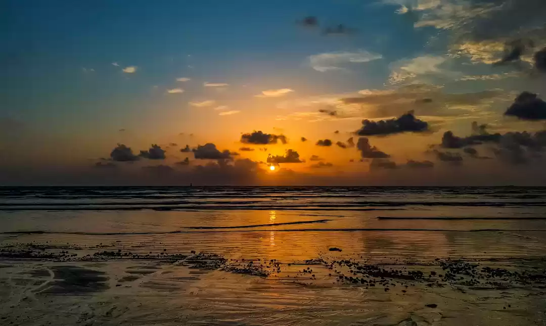 Photo of Gorai Beach.