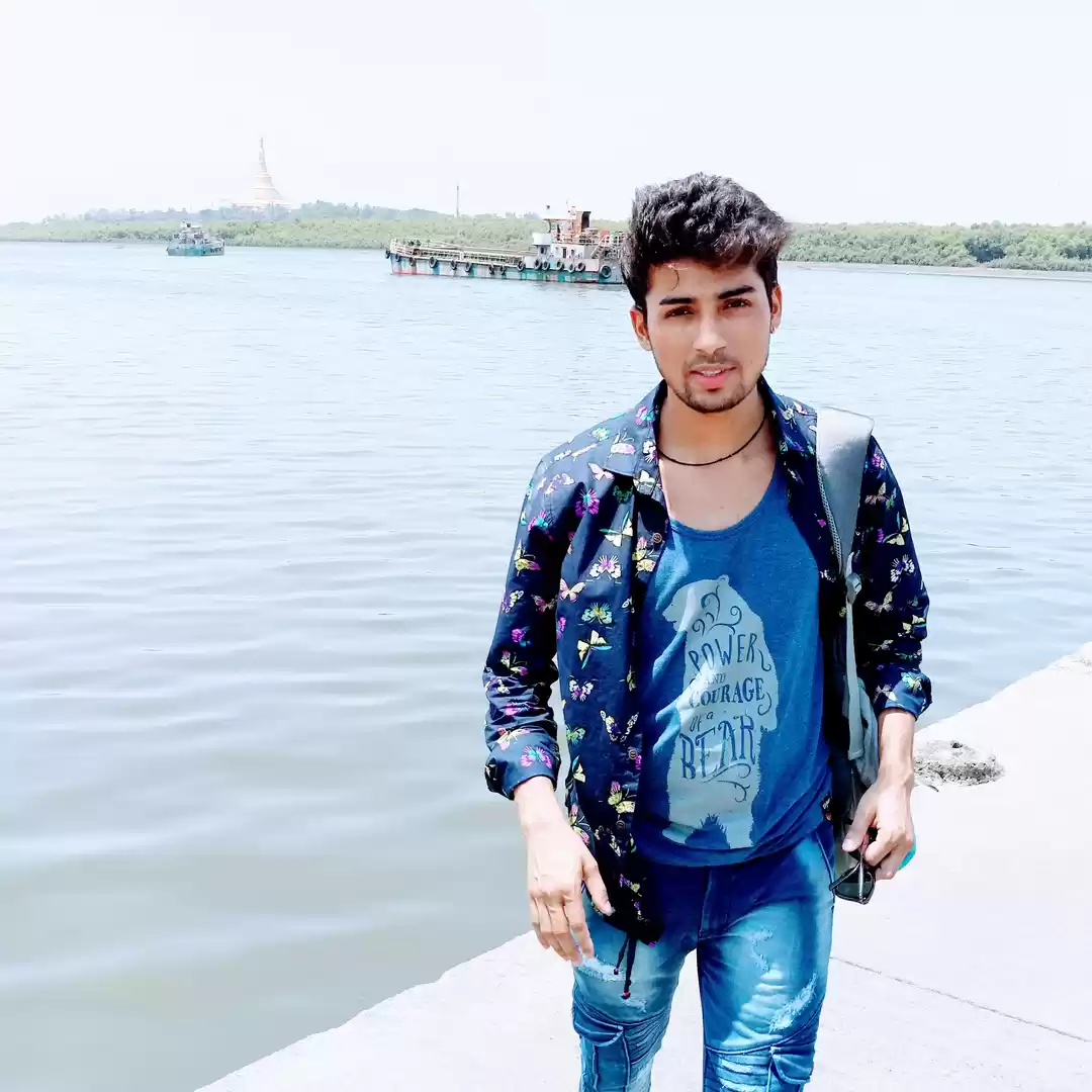 Photo of Abhishek Bundela