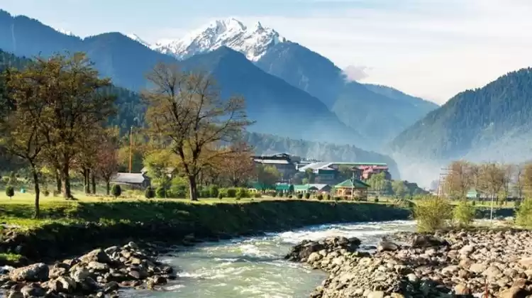 Photo of लोलाबः कश्मीर की इस