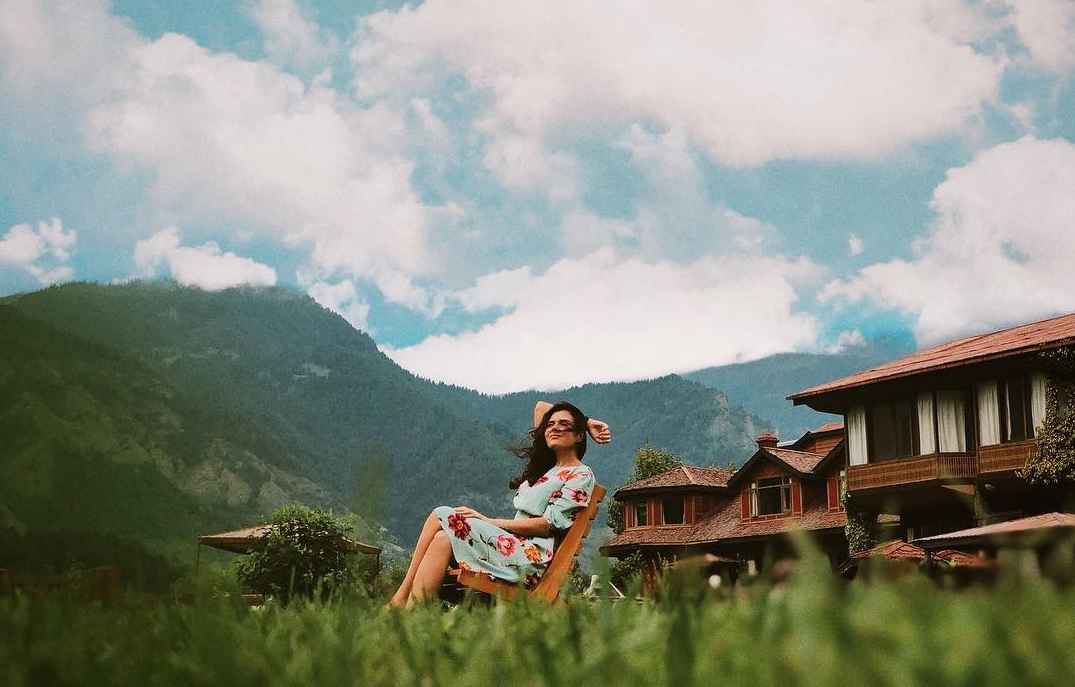कश्मीर की वो खूबसूरत जगह, जहाँ आकर आपका मन नशे में डूब जाएगा - Tripoto