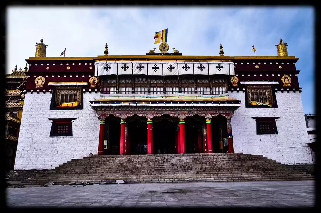 Photo of Litang monastery,lit