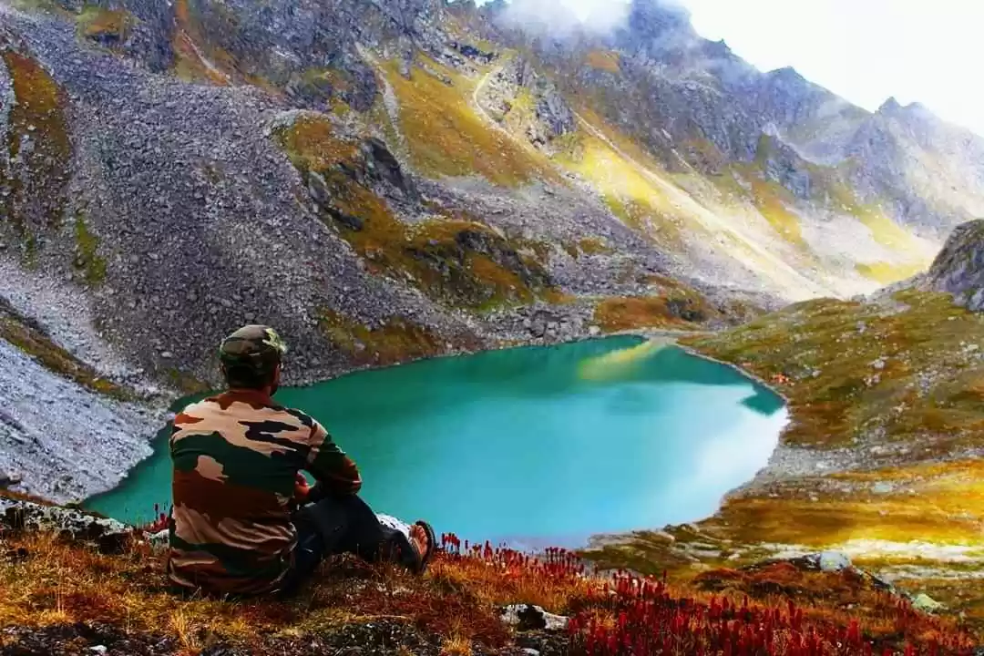 Photo of टूटे पैर से किया हिम