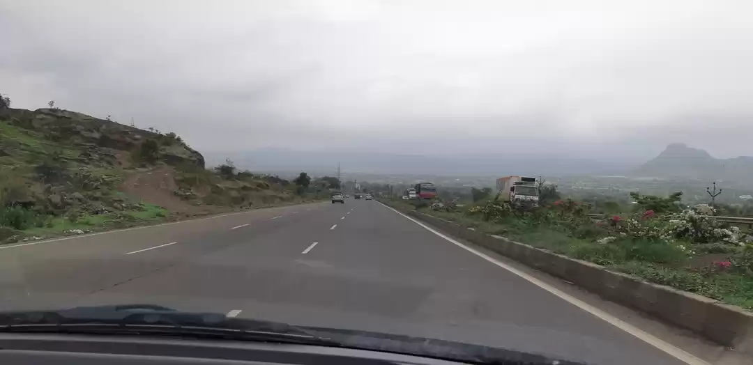 Photo of GJ-MH-KA-GA=An adven