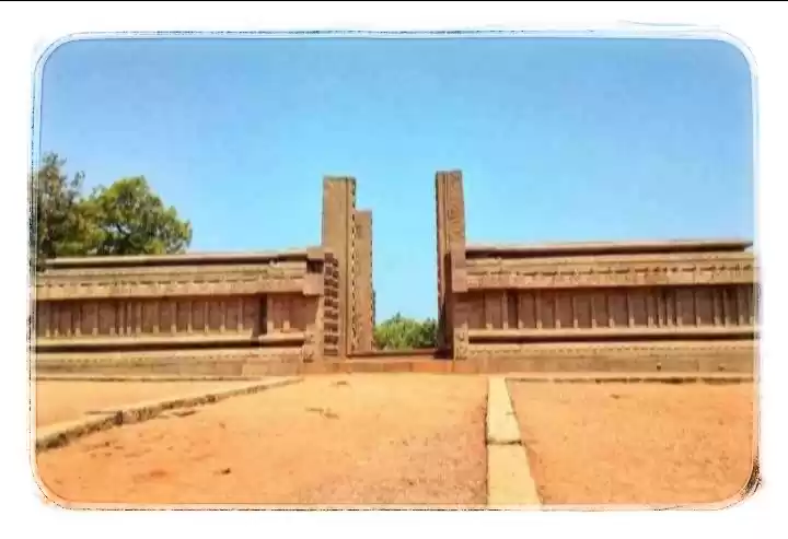 Photo of Deep roots of Mahaba