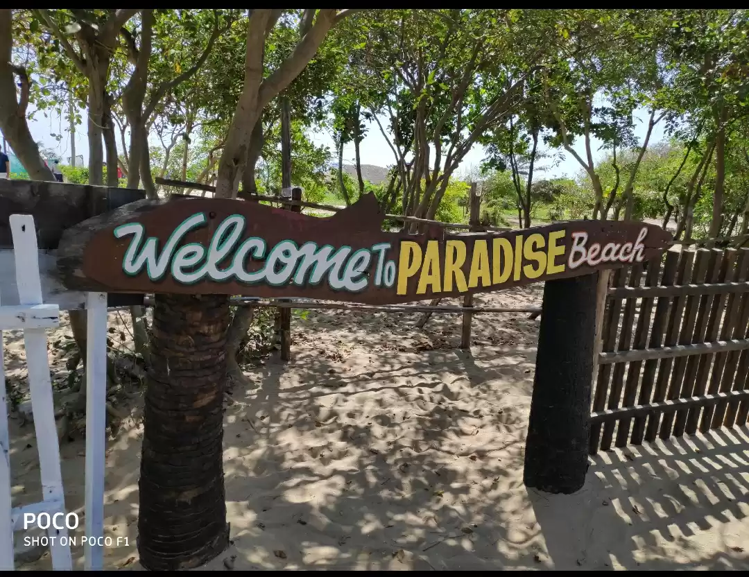 Photo of Paradise Beach, Pond