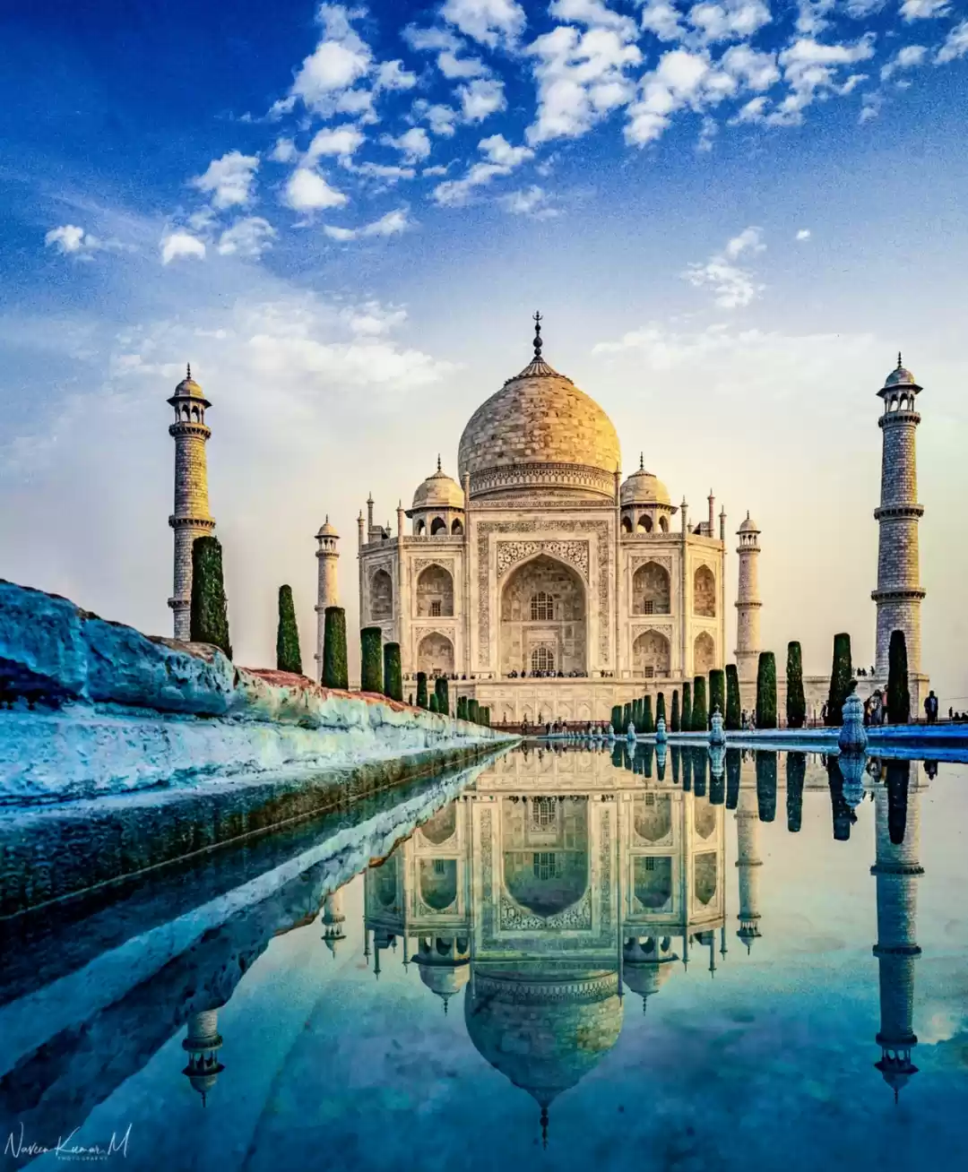 Photo of The Taj's reflection