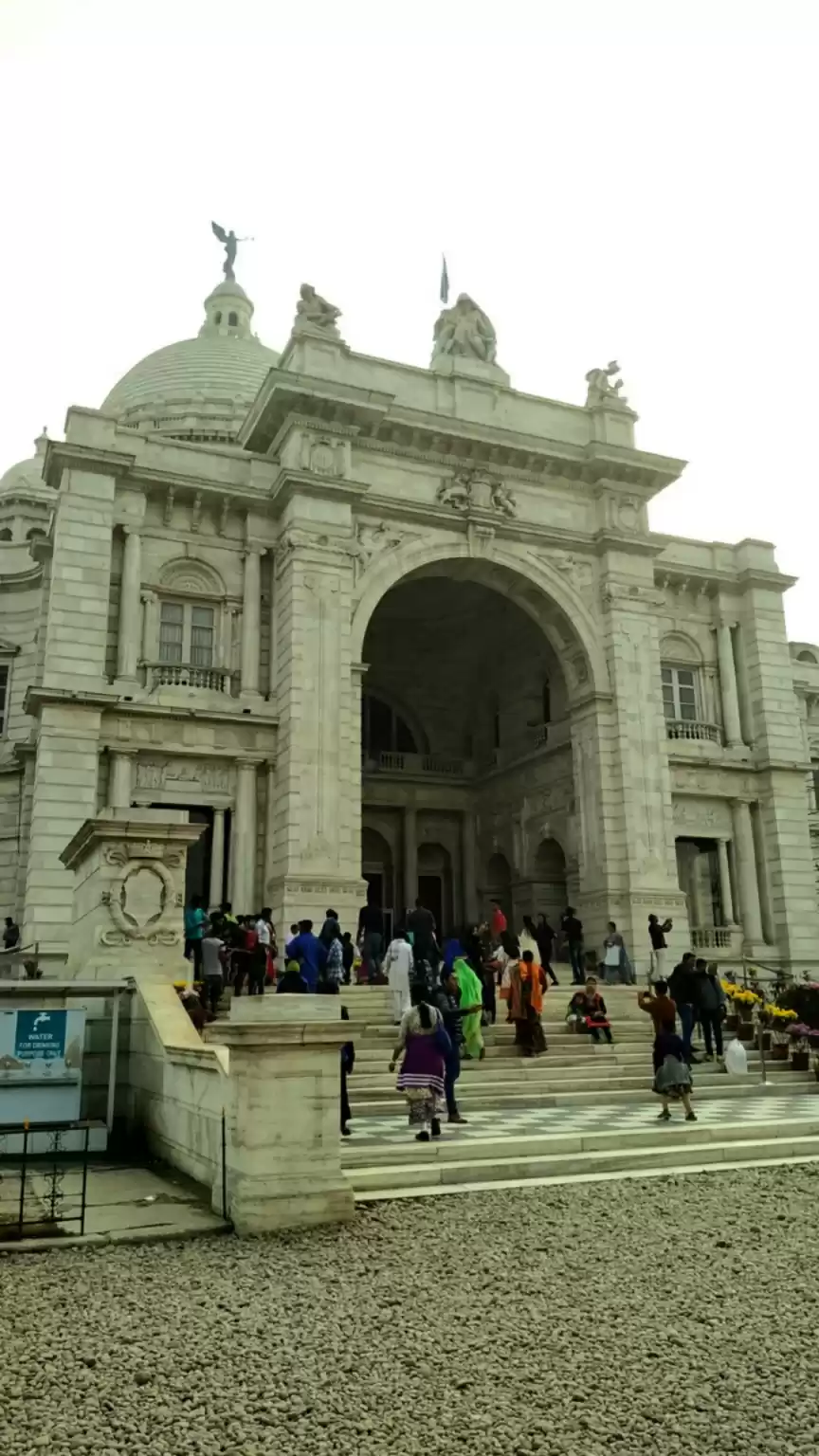 Photo of Victoria Memorial, K