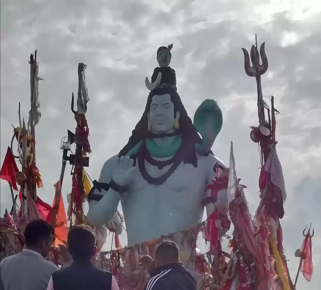 Photo of Churdhar:11965 ft. t