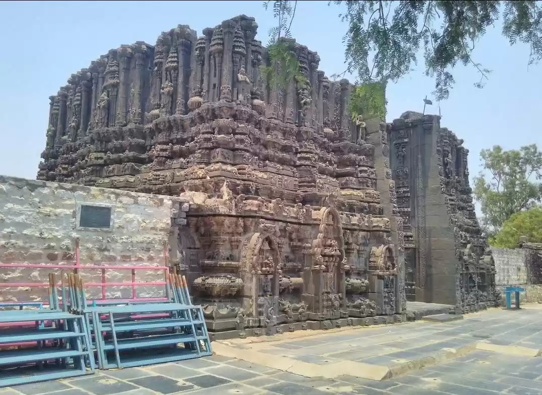 Photo of very old temples in 