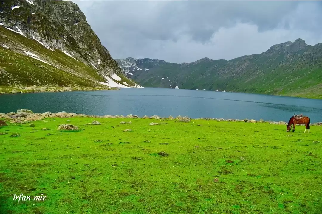 Photo of Tarsar lake and Mars