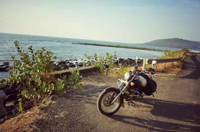 5 Best Road Trips From Mumbai Tripoto Lemme think of places that i know… malshej ghat… awesome place and of serene beauty with no much of noise or anything disturbing you. 5 best road trips from mumbai tripoto