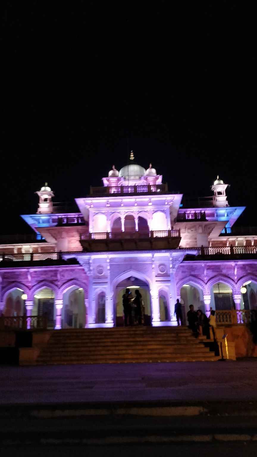 Photo of Albert Hall Museum, Ram Niwas Garden, Ashok Nagar, Jaipur, Rajasthan, India by Anonymous