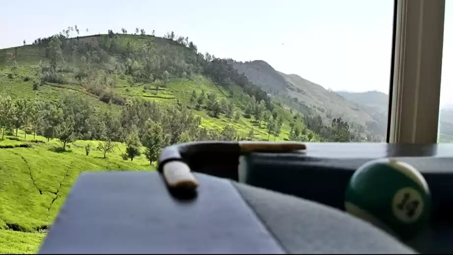 Photo of Rolling hills, a lus