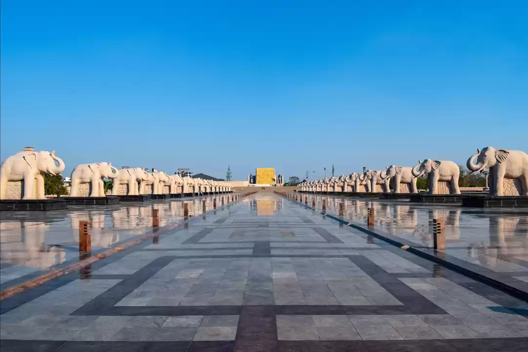 Photo of Plan your trip to Lu